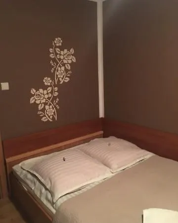 Koral 住宿加早餐酒店 科沙林