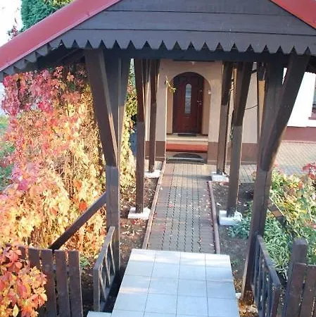 住宿加早餐酒店 Koral 3*